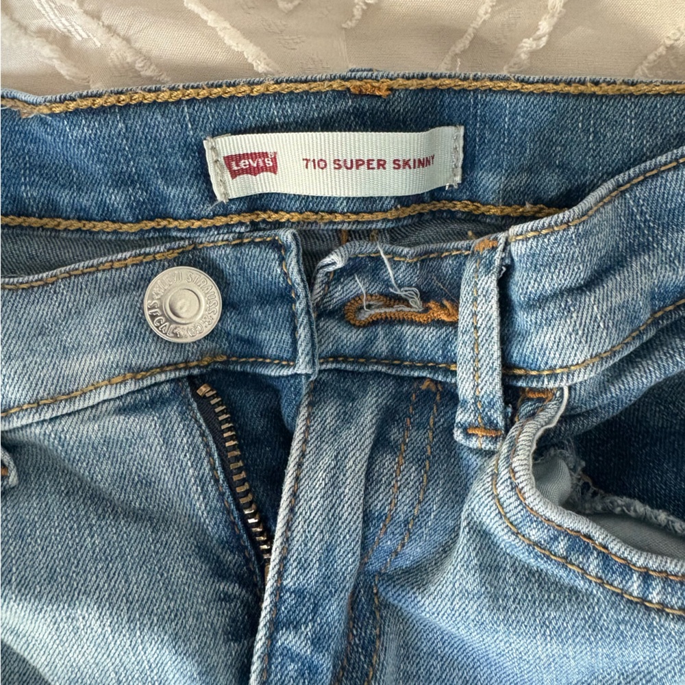 Levi's Light Blue 710 Super Skinny Jeans - Girls